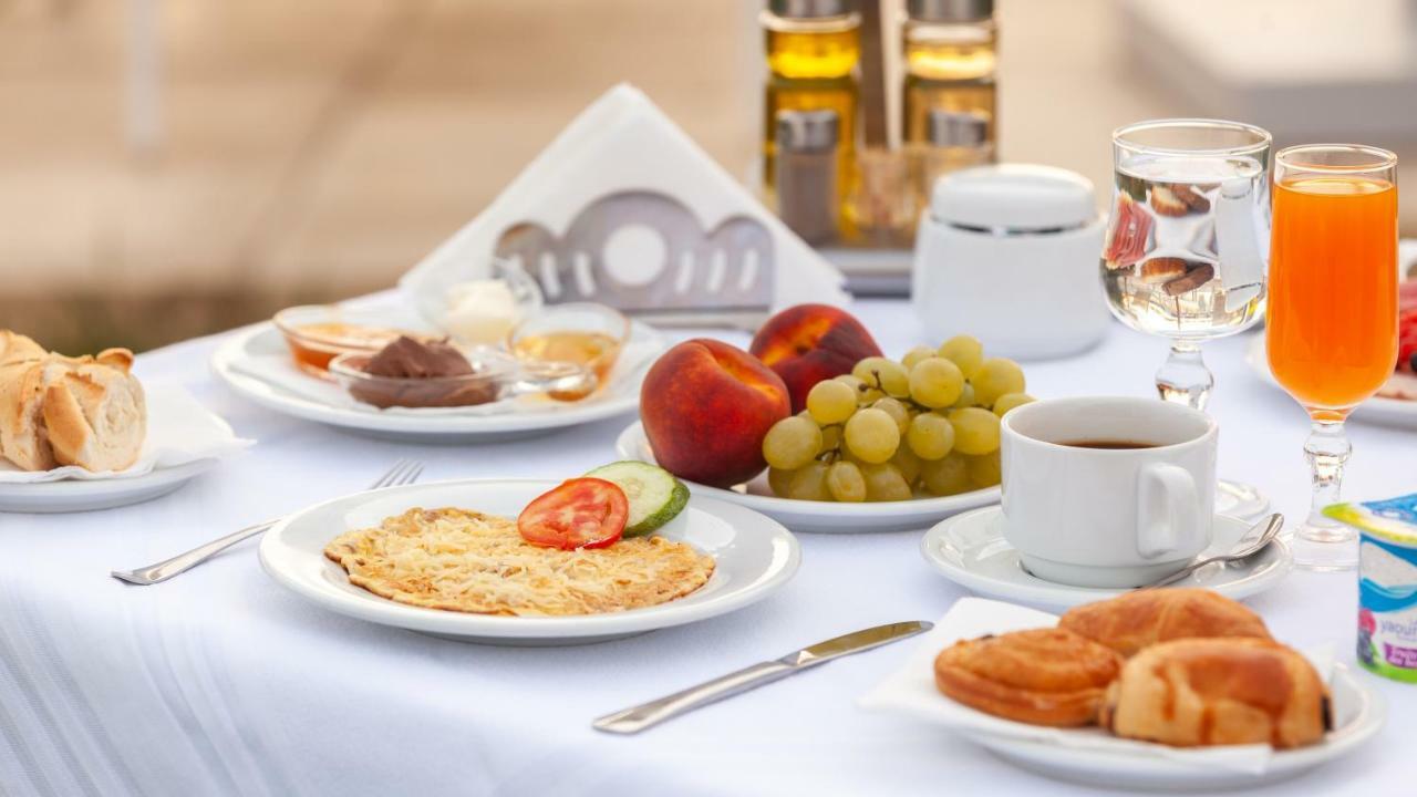 Hotel Nour Congress & Resort 比塞大 外观 照片