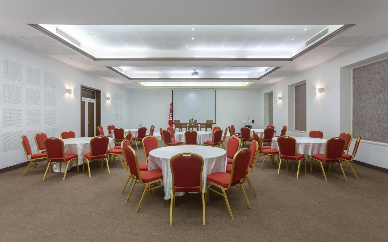 Hotel Nour Congress & Resort 比塞大 外观 照片
